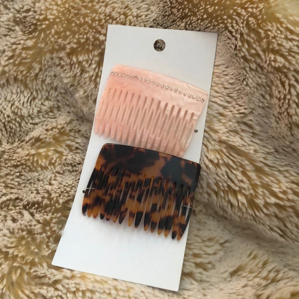 Hair clips